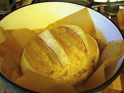Easy Artisan bread in pot