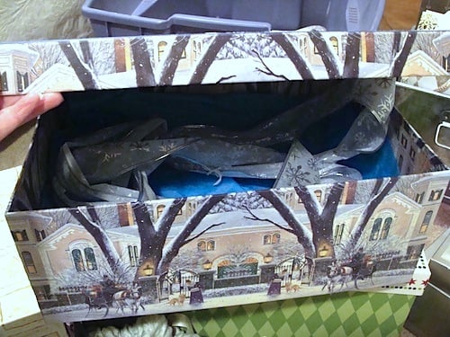 Gift box with bow Gift box with bow