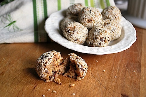 PB-Chocolate Granola Bites