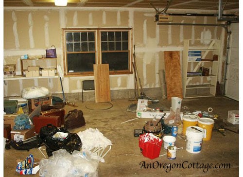 garage inside before