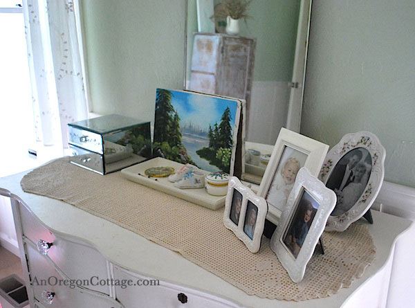 organize jewelry with a tray organize jewelry with a tray