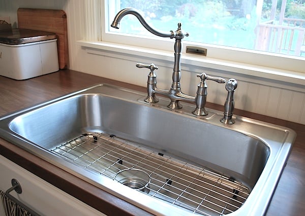 single sink and farmhouse faucet single sink and farmhouse faucet